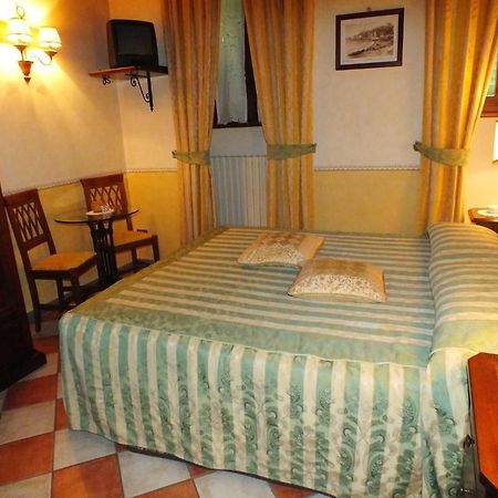 Hotel La Contrada Dei Monti Orta San Giulio Zewnętrze zdjęcie